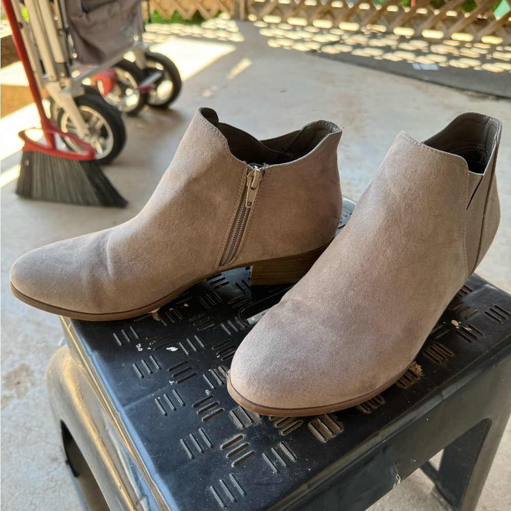 Madeline heel booties size 8 wore once or twice